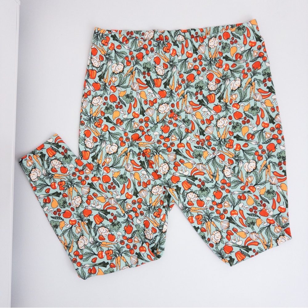 Duluth Trading Co. Women's Birds Egg Green Garden Haul Leggings - Picture 2 of 4